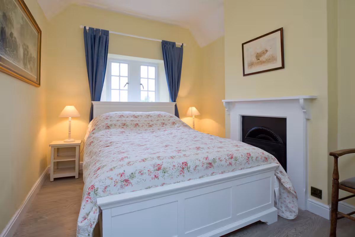 Family Stay at Cotswolds Cottage - Image 4